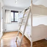 Stunning In With Sauna Rendeux