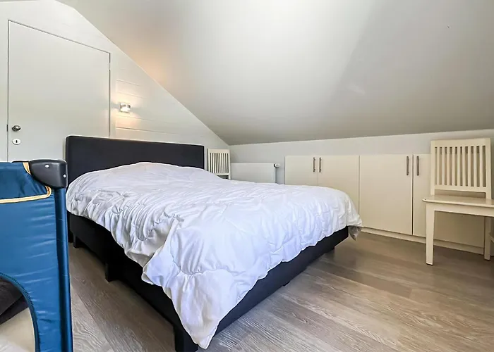 Vakantiehuis Stunning In With Sauna *