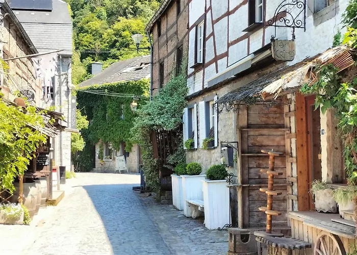 Vakantiehuis Stunning In With Sauna *